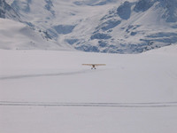 Premier atterrissage solo sur glacier (Breney)